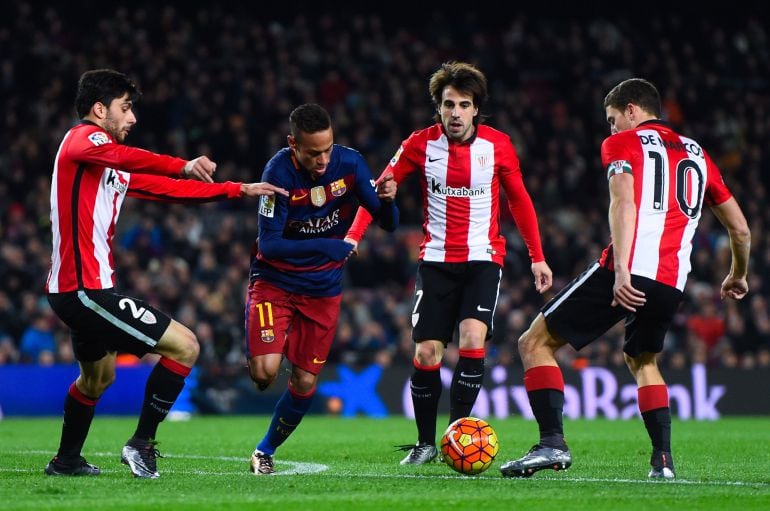 Imagen del partido disputado entre el FC Barcelona y Athletic Club de Bilbao este domingo en el Camp Nou