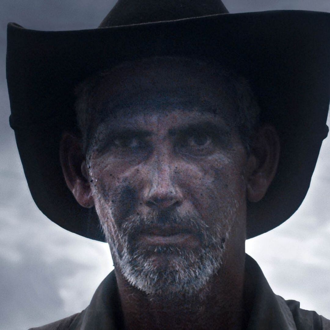 Detalle del cartel del largometraje documental 'Entre perro y lobo', de Irene Gutiérrez.