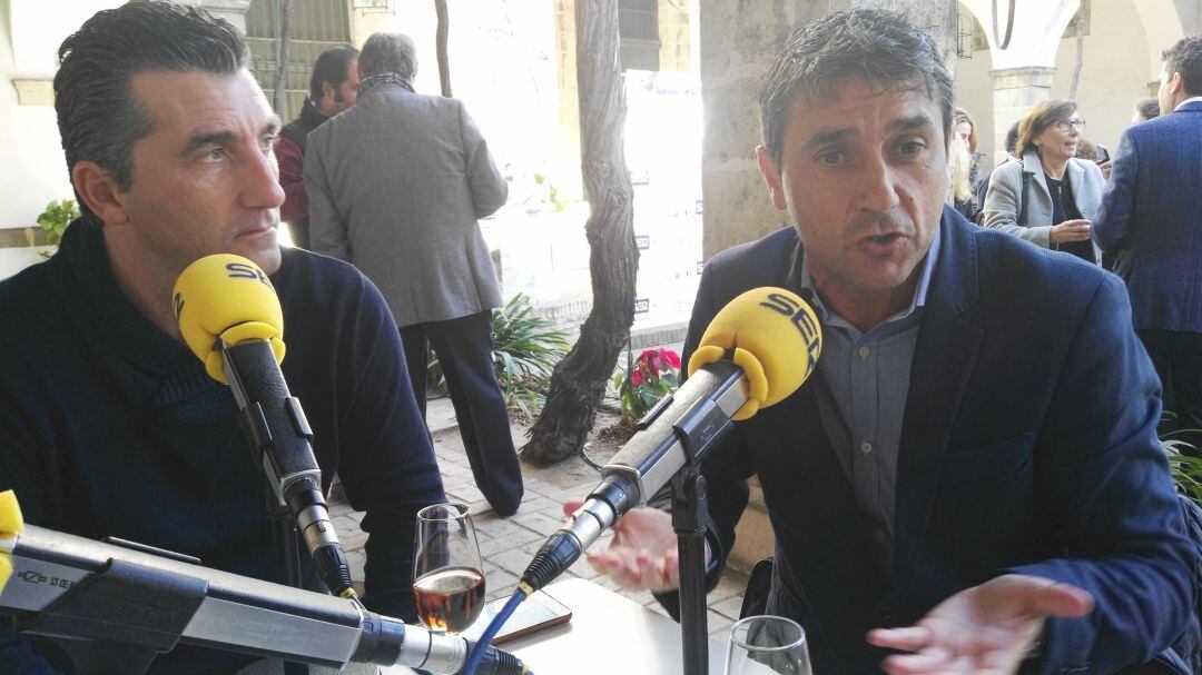 Masegosa junto a Edu Villegas en un acto en la SER