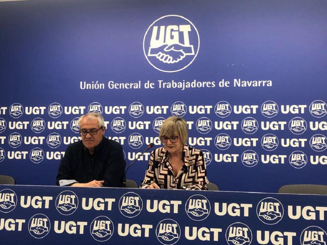 Jesús Santos, secretario general de la UGT de Navarra y Marisol Vicente secretaria de Política Sindical