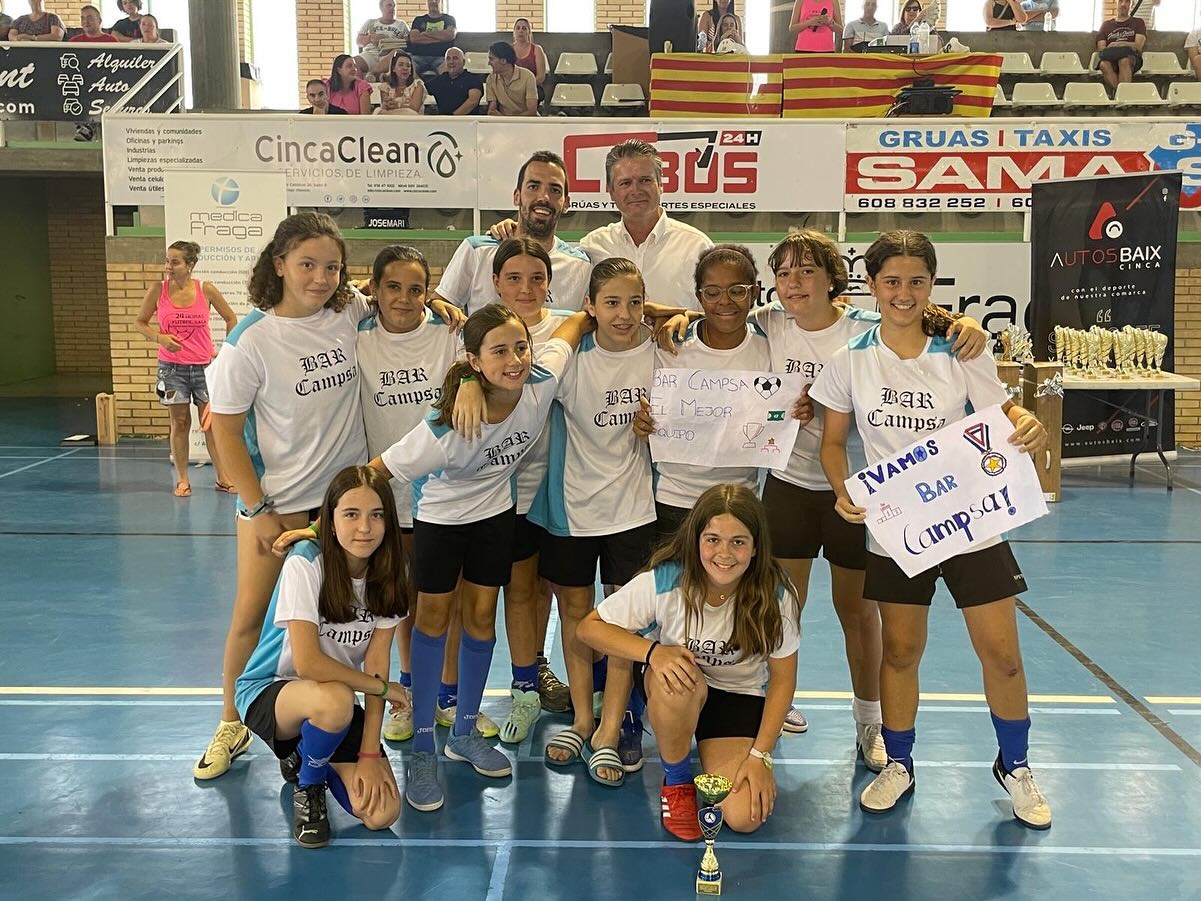 Participan equipos de todas las categorías, tanto masculinos como femeninos