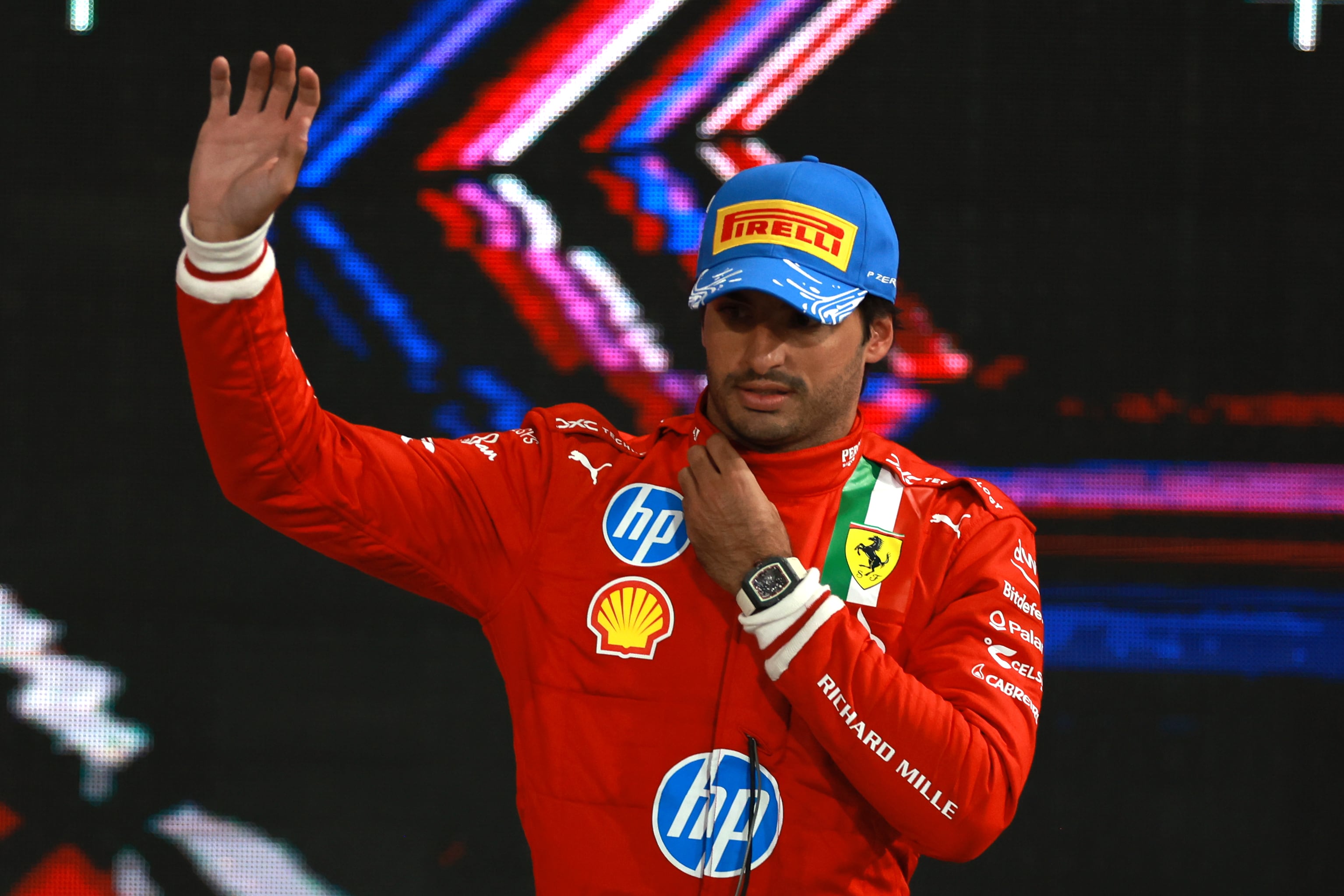 Carlos Sainz Jr. se despide tras su última carrera con Ferrari, el GP de Abu Dabi