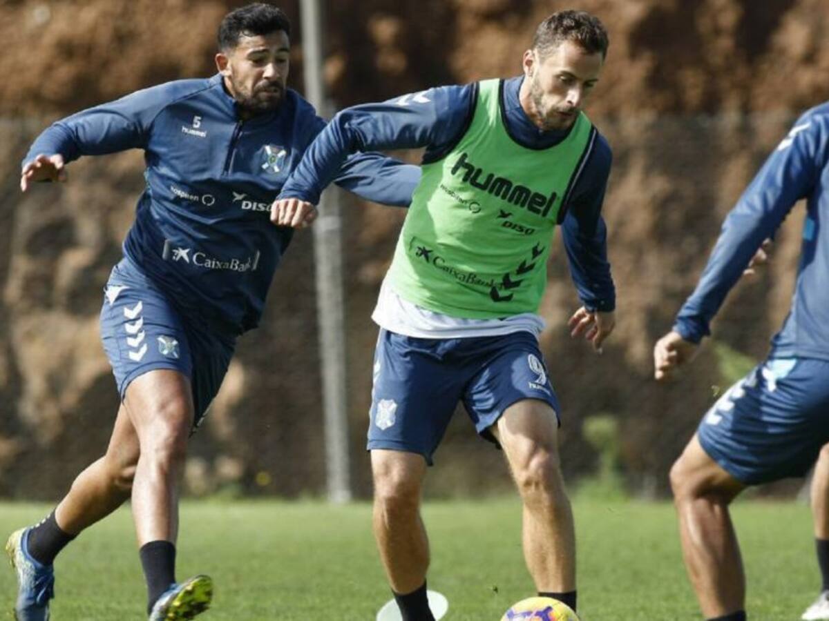 Oltra convoca a veinte jugadores