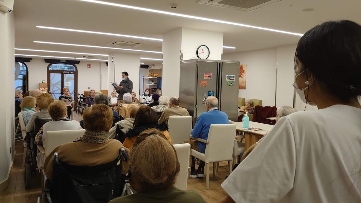 Cuenteamos con la librería Astrolibros y la residencia Albertia