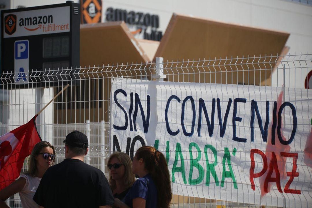 Protestas en Amazon San Fernando de Henares