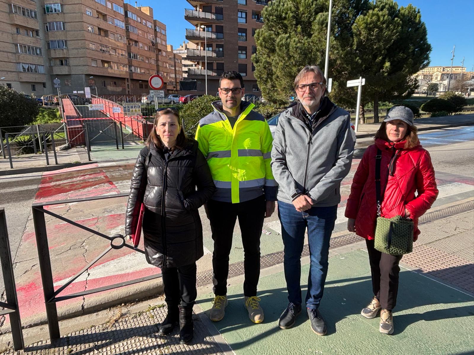 Todo a punto para iniciar las obras de rehabilitación de la pasarela sobre el Isuela, el &quot;puente rojo&quot;