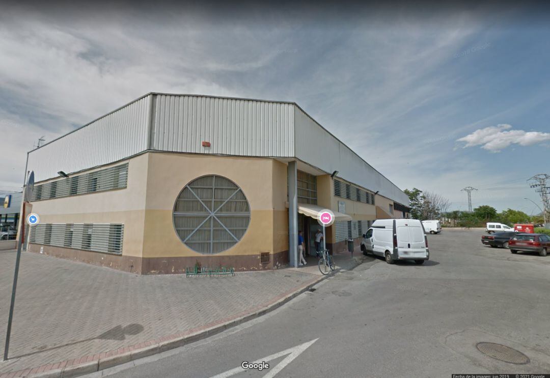 El detenido de 45 años, según las mismas fuentes, cuenta con un amplio historial policial