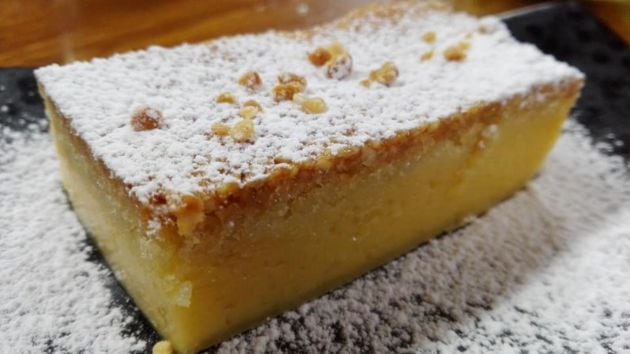 Ración de tarta de almendras