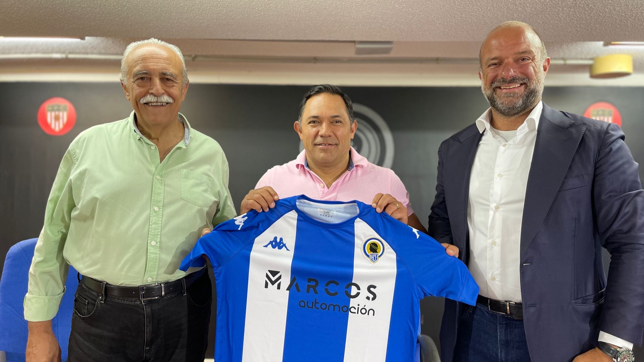 Antonio Alberola, Fernando Chavero y Pedro Heredia, vicepresidente del Hércules CF