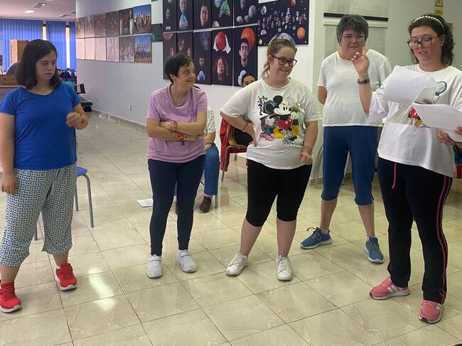 Taller de teatro en Apadis Bahía de Algeciras