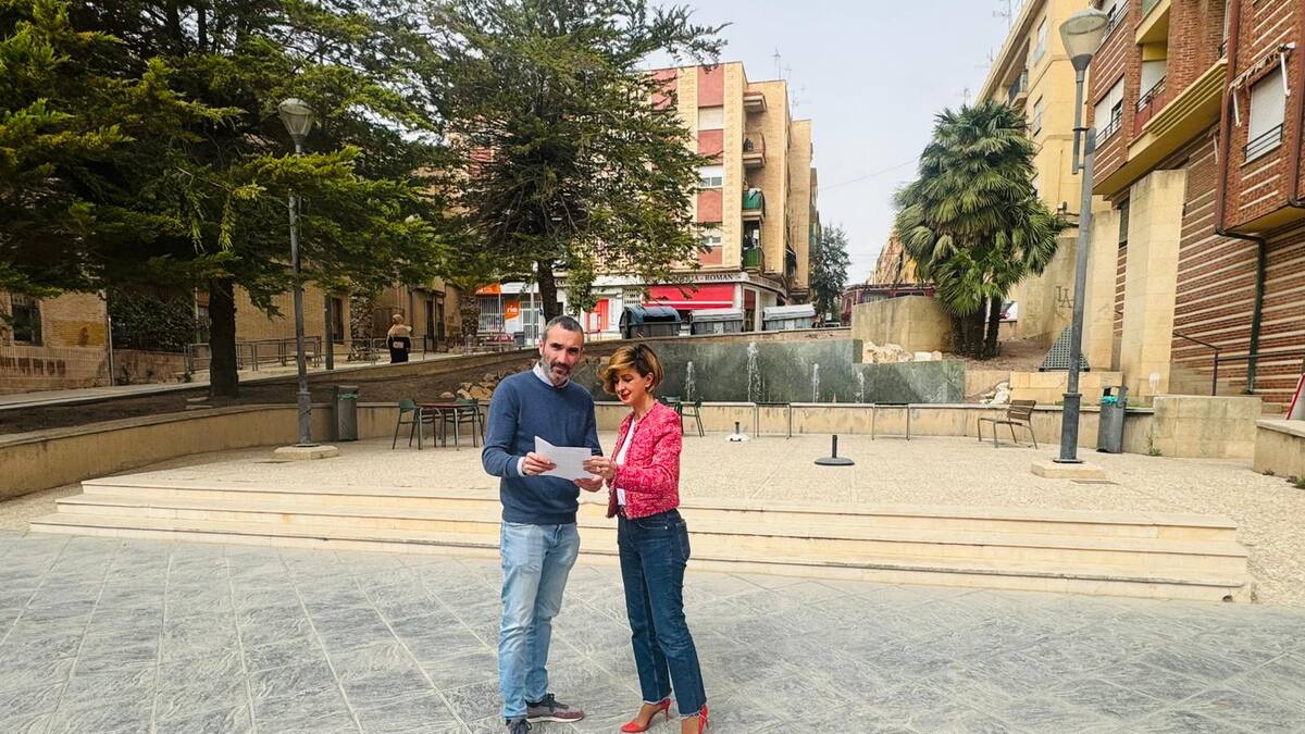 Convierten locales comerciales del barrio lorquino de Los Ángeles en infraviviendas