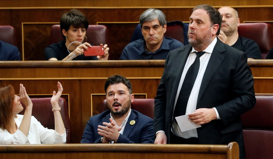 Junqueras promete el cargo de diputado en el Congreso