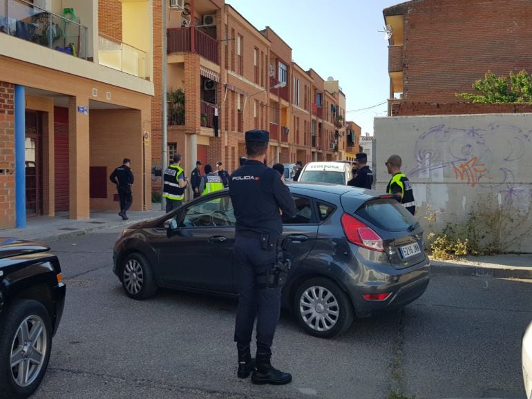 Operación Policía Nacional y Guardia Civil en Patrocinio de San José