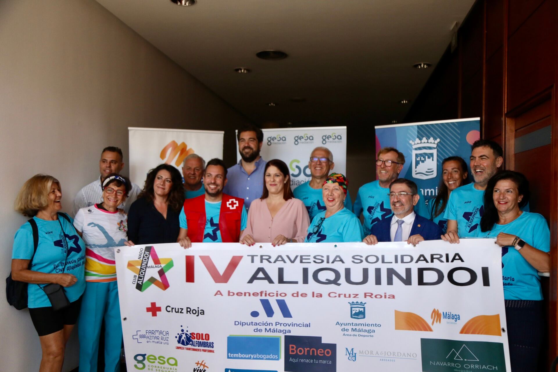 La IV Travesía Solidaria Aliquindoi este domingo en la playa de la Misericordia de Málaga