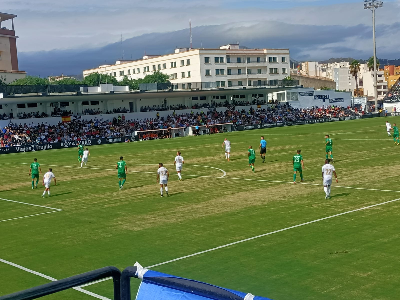 Instante del partido entre el Ceuta y el CD Alcoyano