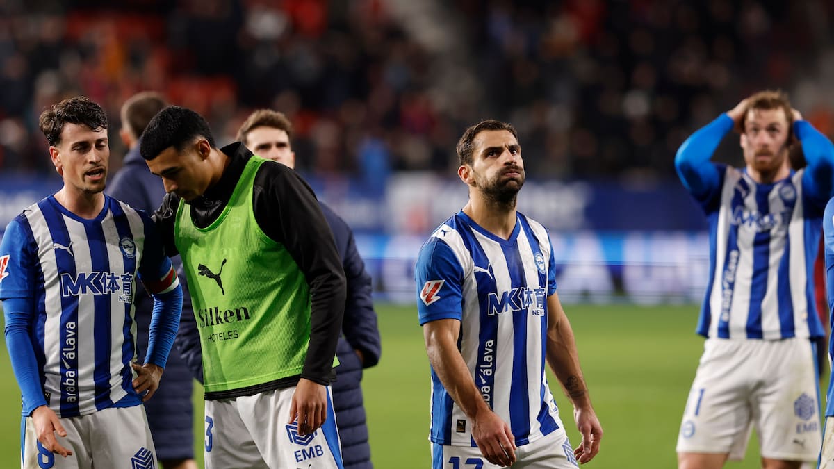 Contundente derrota en Pamplona (3-0)