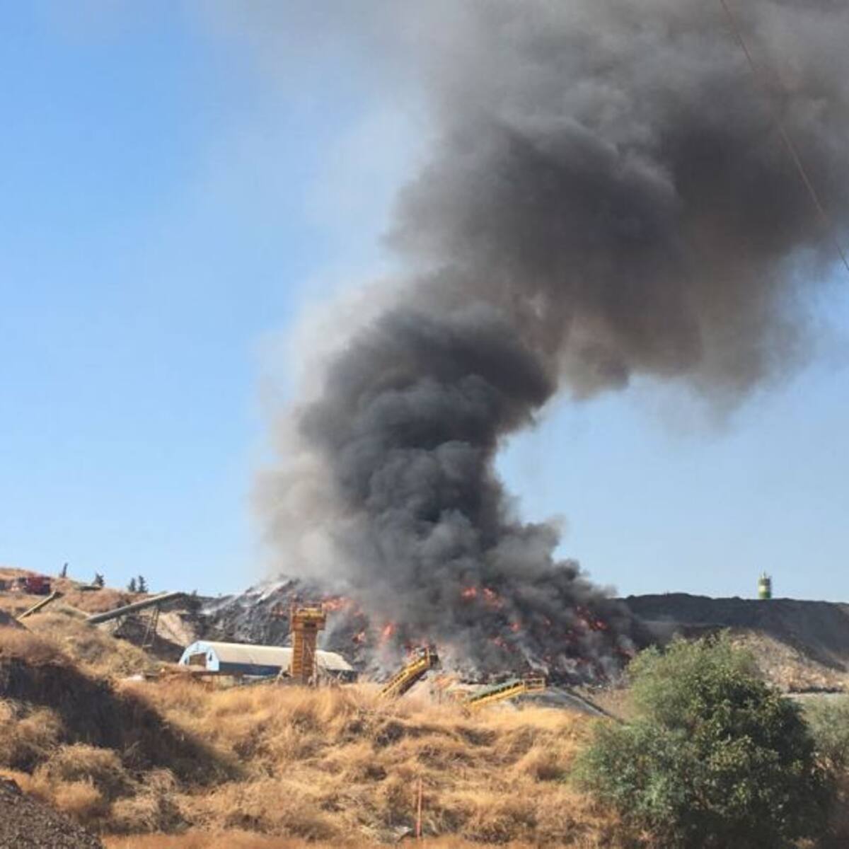 Sanción de 30.000 euros a RECICOR por el incendio del vertedero