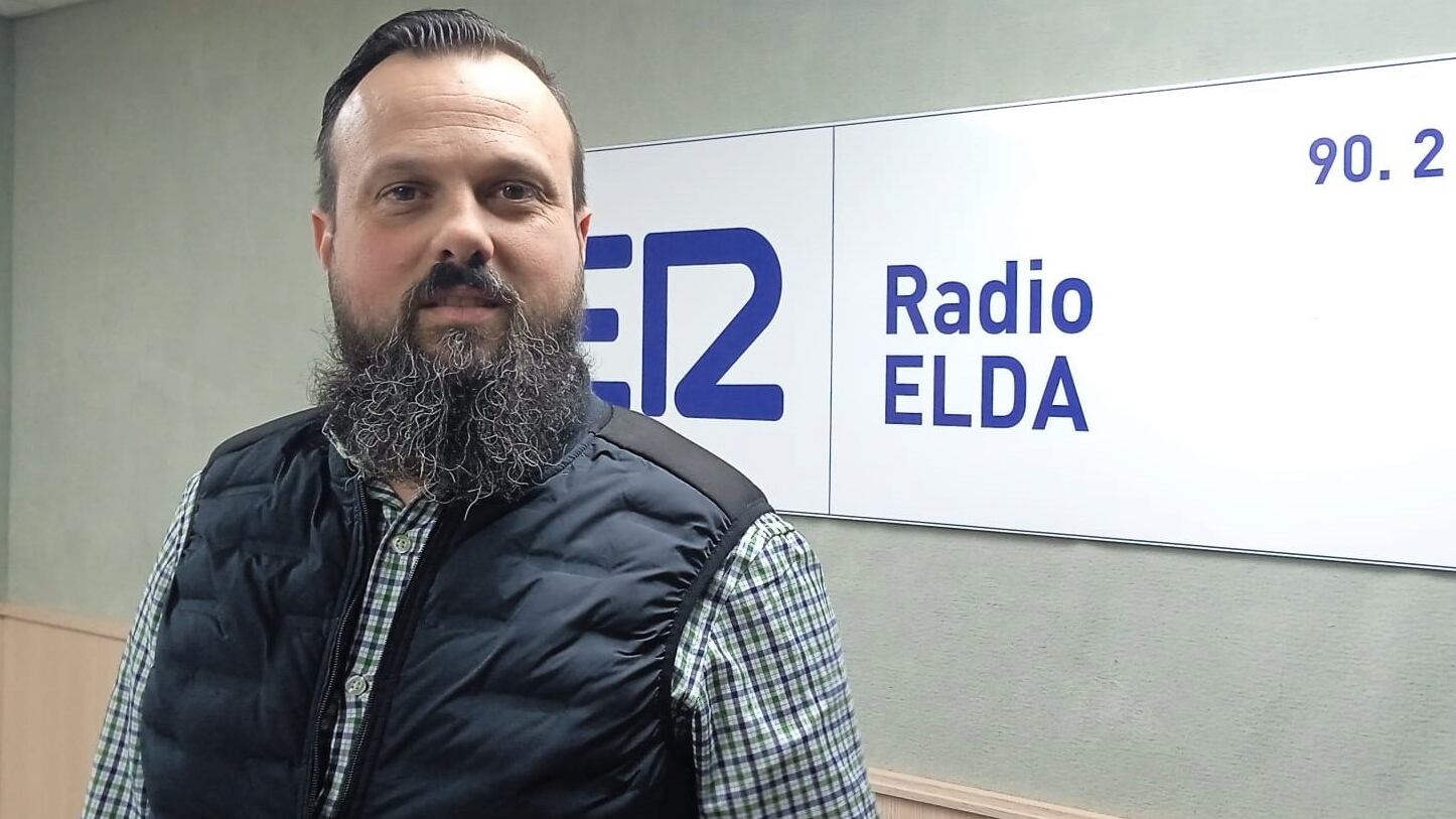 Javier Puche, presidente de la Comparsa de Piratas de Elda