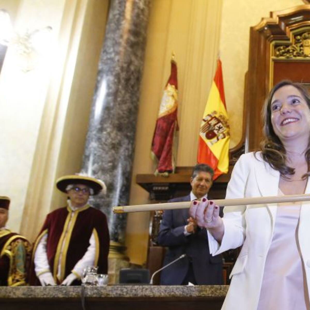 Inés Rey cobrará lo mismo que Caballero y un 73% más que Ferreiro