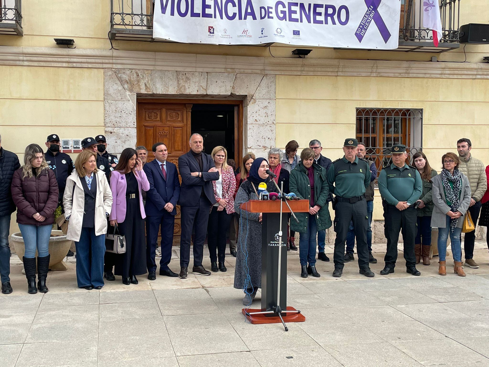 Acto de repulsa del asesinato machista de Ouardia en Tarancón (Cuenca)