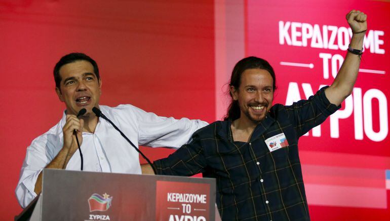 El exprimer ministro griego y líder de Syriza, Alexis Tsipras, y el secretario general de Podemos, Pablo Iglesias.