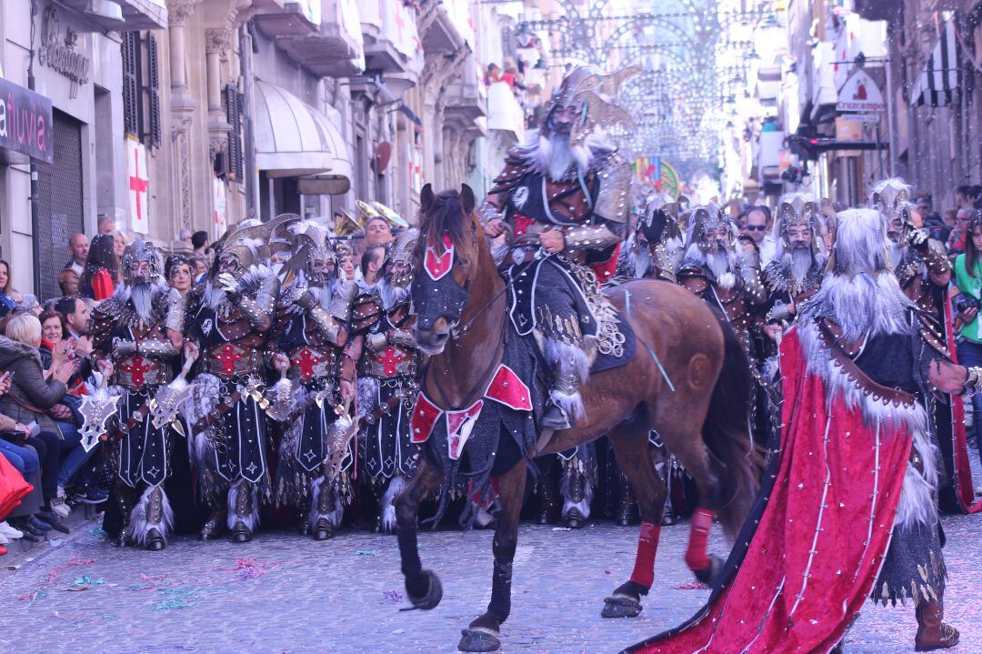 Escuadra especial en las fiestas de Alcoy