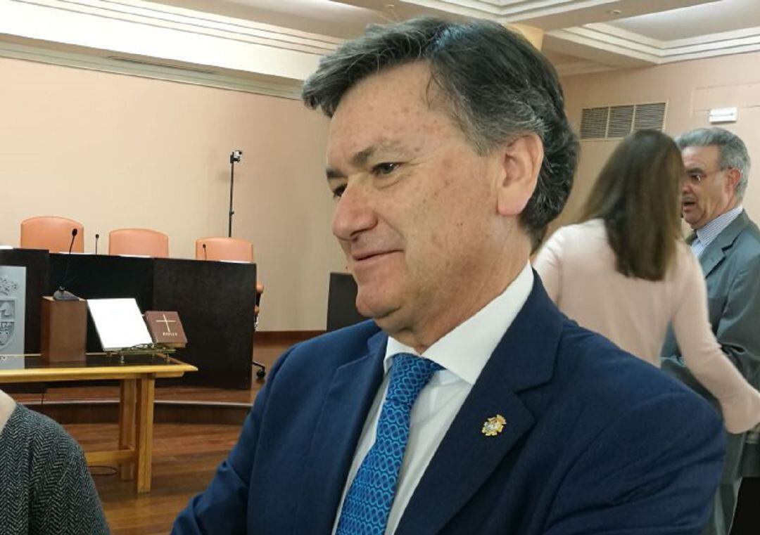 Francisco Vázquez encabezará la lista a las Cortes de Castilla y León