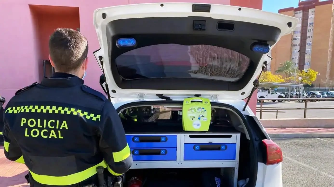 Agente de la Policía Local de El Campello (Alicante)