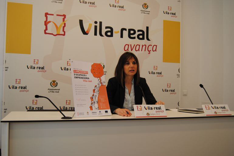 La edil de Economía, María Dolores Parra. 