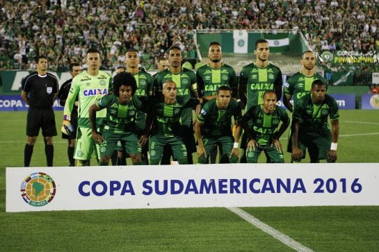 Fotografía del 23 de noviembre de 2016, de jugadores del Chapecoense