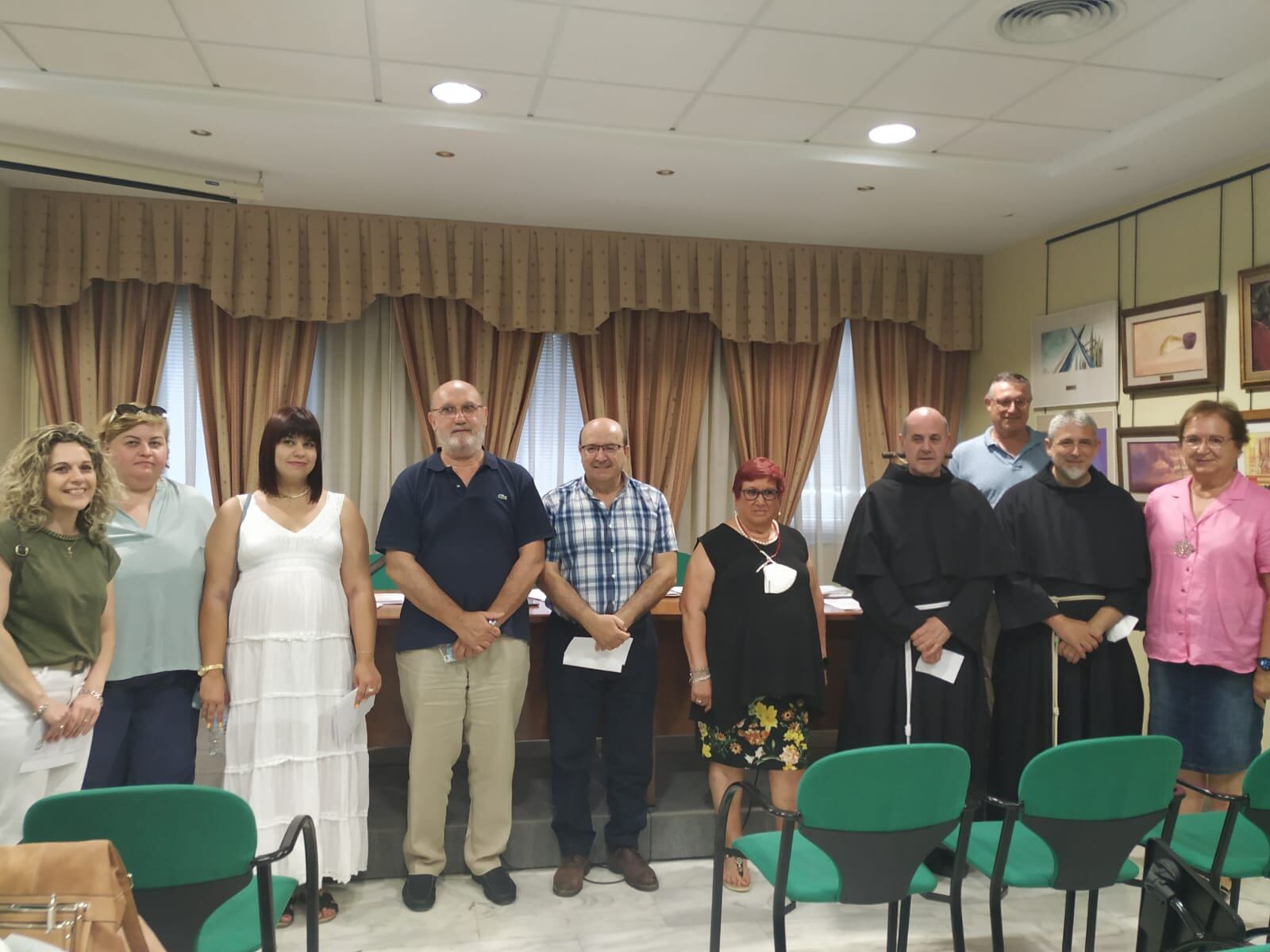 Representantes de las organizaciones beneficiadas, anoche en el Museo de la Semana Santa.