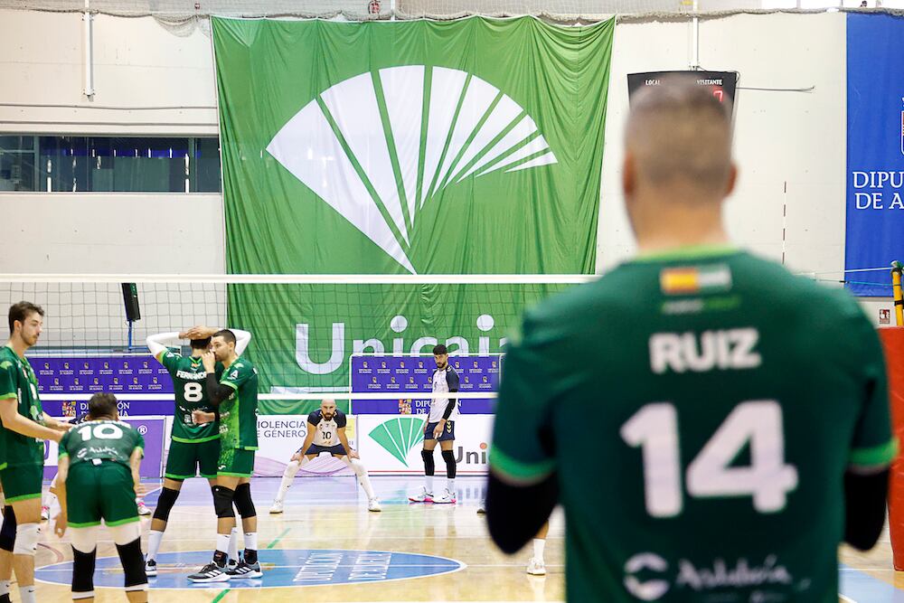 Unicaja Costa de Almería recibe este sábado (18.30 horas, Moisés Ruiz) a Arenal Emevé Lugo.