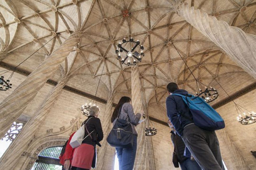 Lonja de la Seda, edificio gótico patrimonio de la Humanidad desde 1996