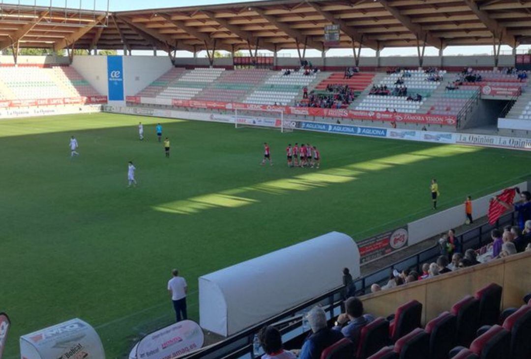 Celebración del primer tanto rojiblanco