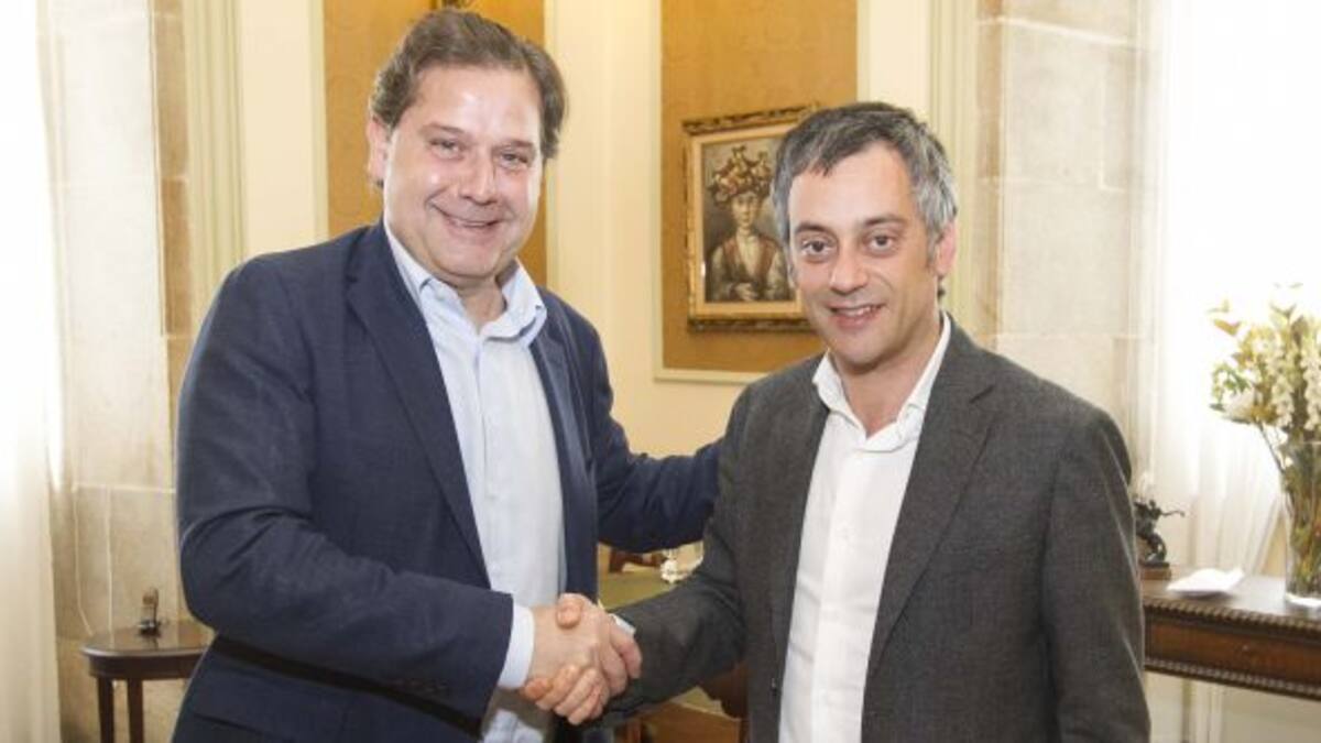 Concello e Hijos de Rivera firman el contrato de los terrenos de A Grela