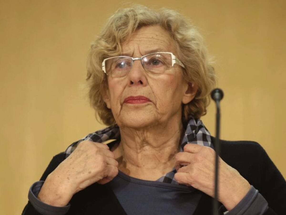 Carmena no ve "muy razonable" que Aguirre siga en el Ayuntamiento