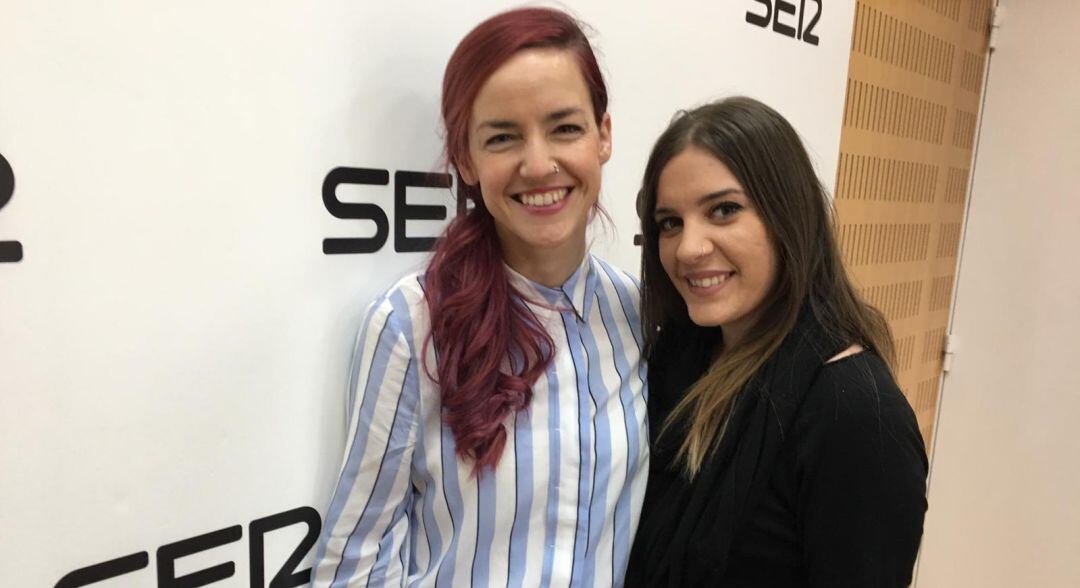 Anna Gil Wittke acompañada de Cynthia Serrano, alumna del Máster de Sexología y Terapia de Pareja