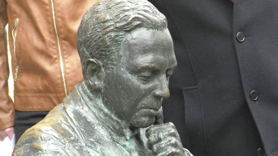 Busto de Antonio Machado