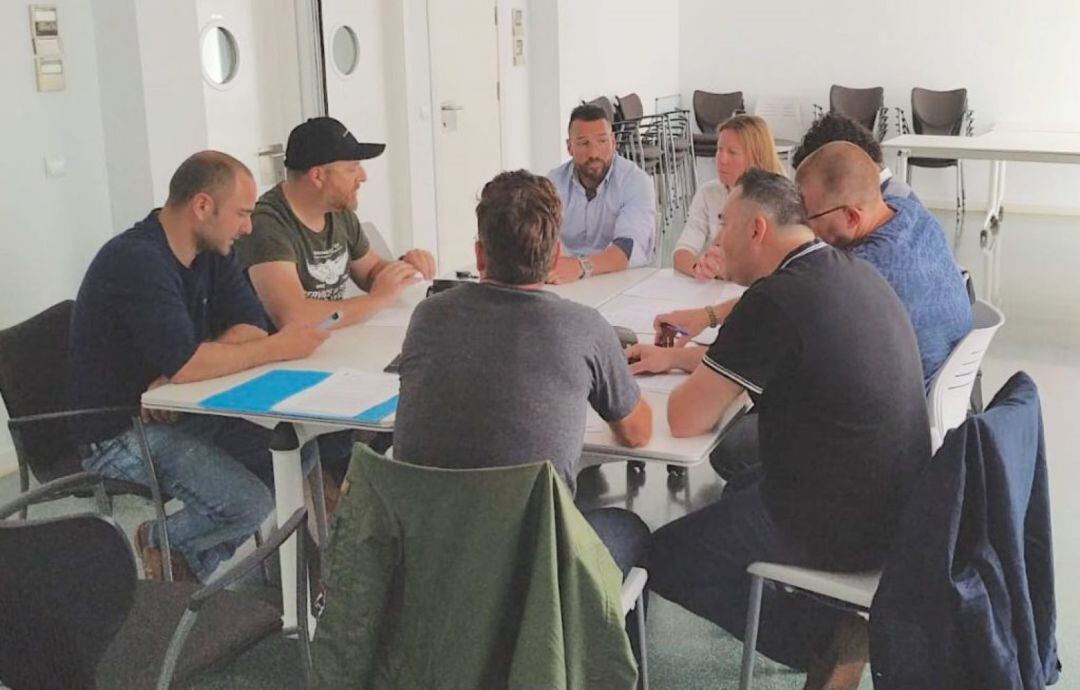 Els policies locals declinen anar a reforçar el dispositiu de seguretat de Sant Joan a Ciutadella.