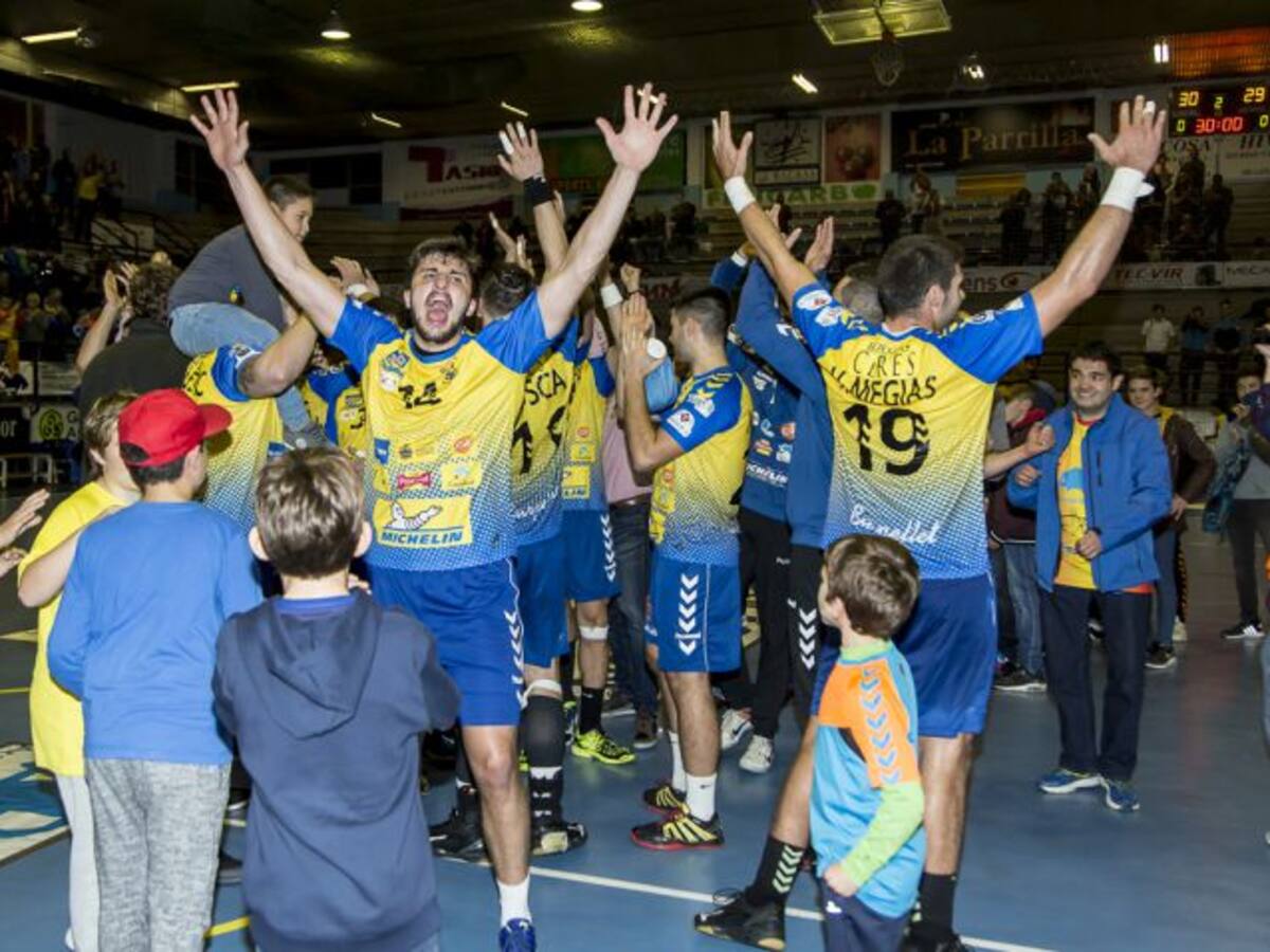 Petter sufre problemas en su rodilla