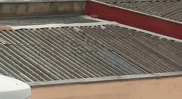 Amianto en un centro de la comarca