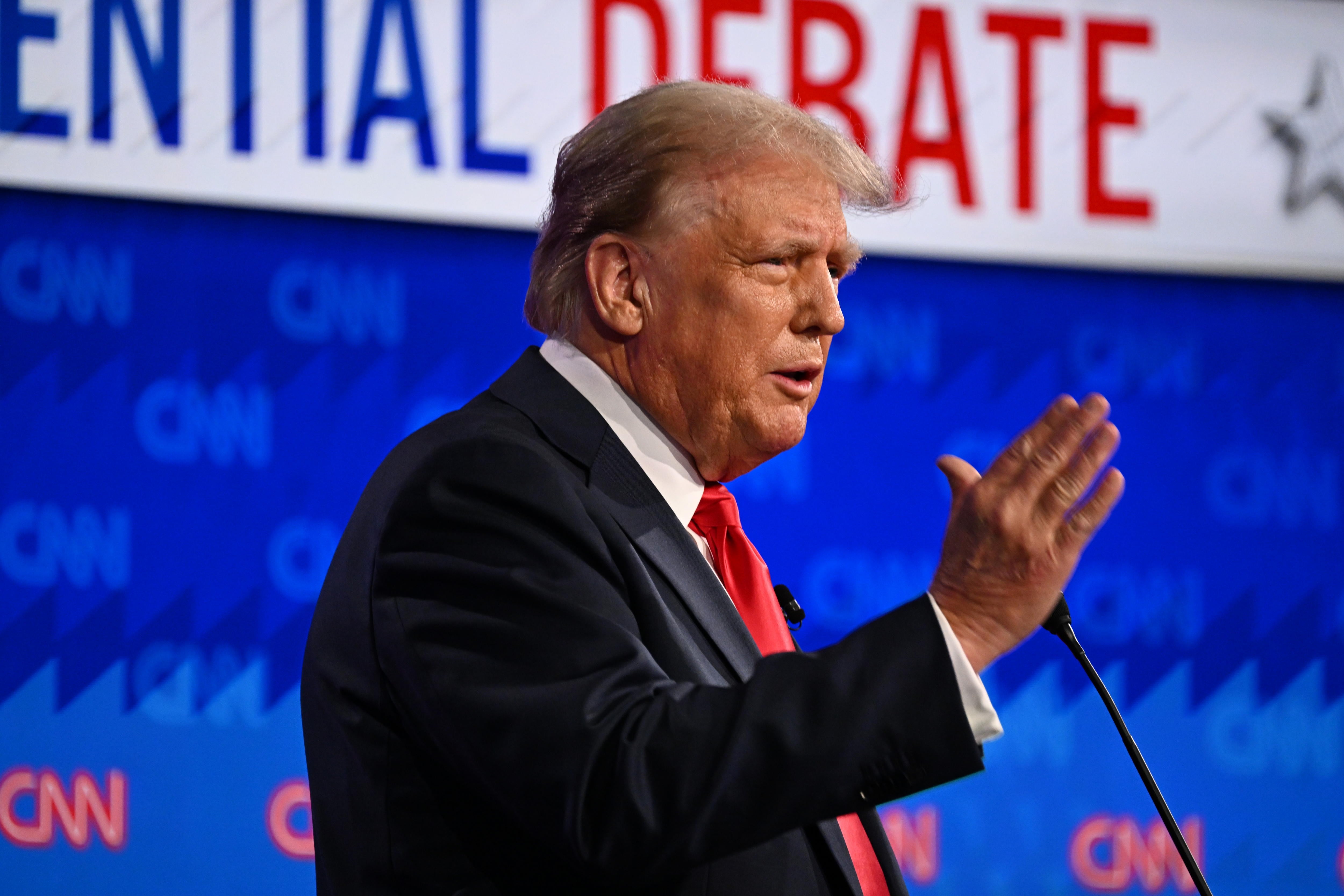 El republicano Donald Trump durante el primer debate electoral de 2024 contra Joe Biden.