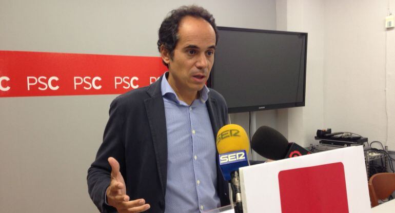 Francesc Vallès, a la seu del PSC a Reus. 