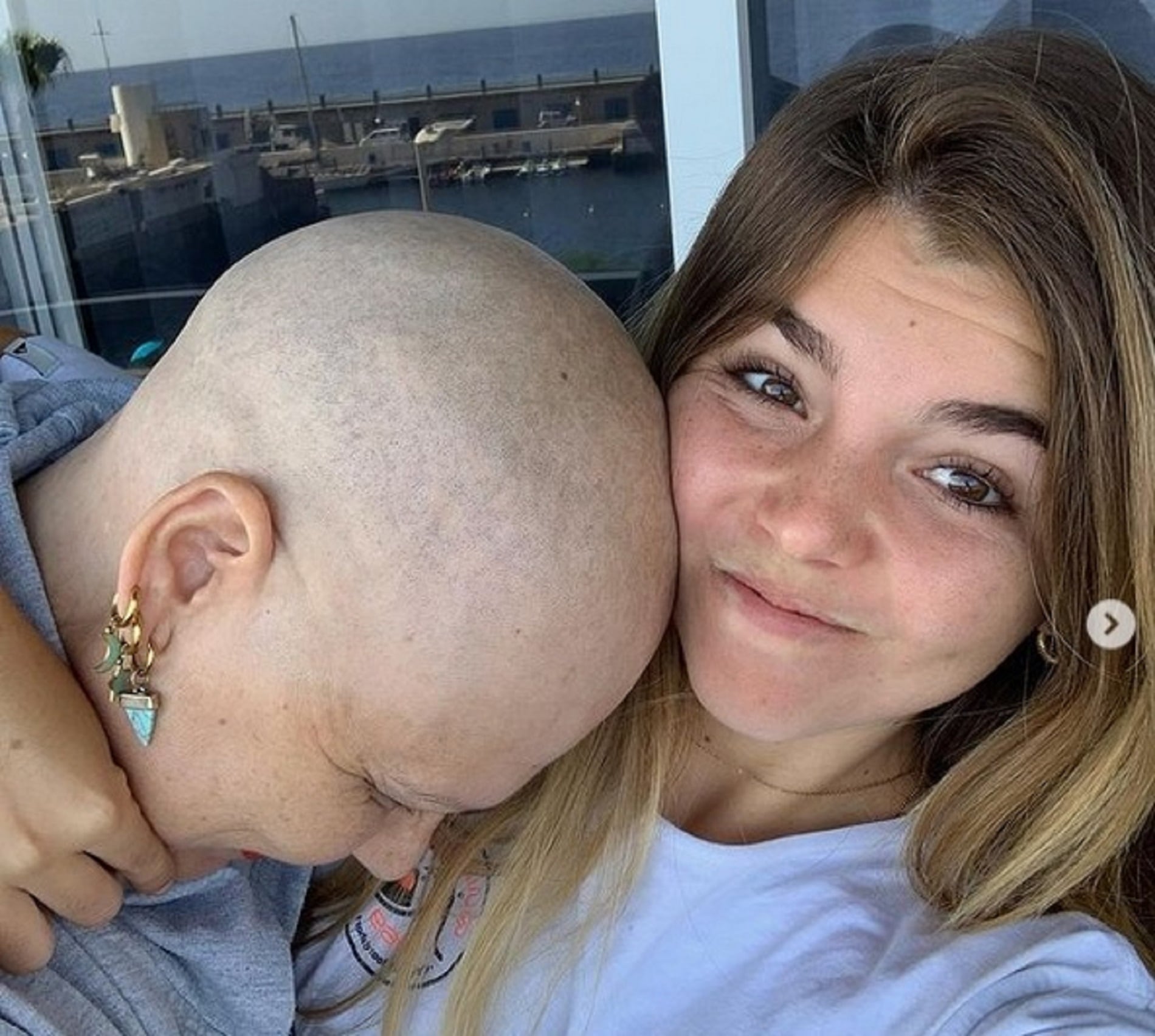 Hilda Siverio junto a su hija, Valeria González