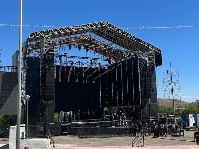 Aspecto del escenario durante el montaje