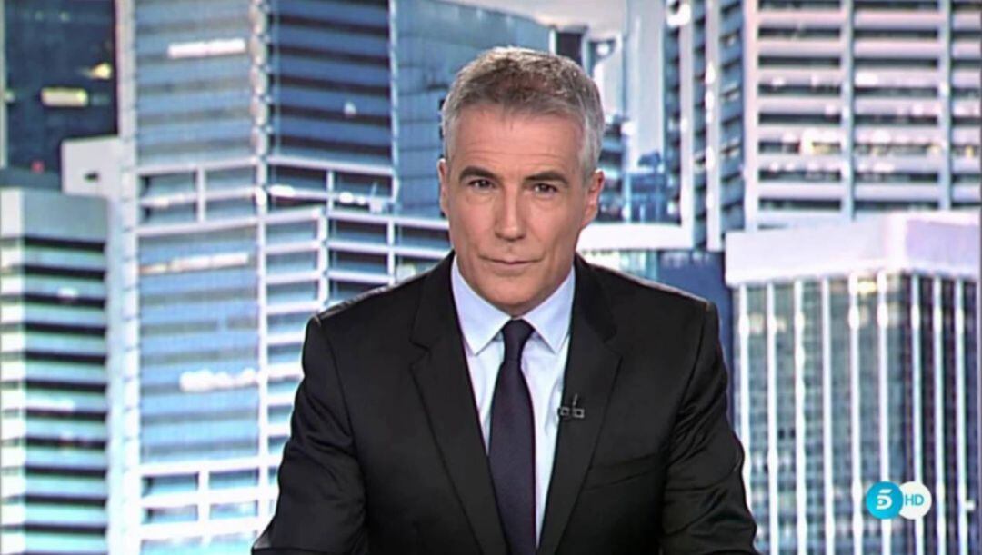 David Cantero es presentador de Informativos Telecinco.