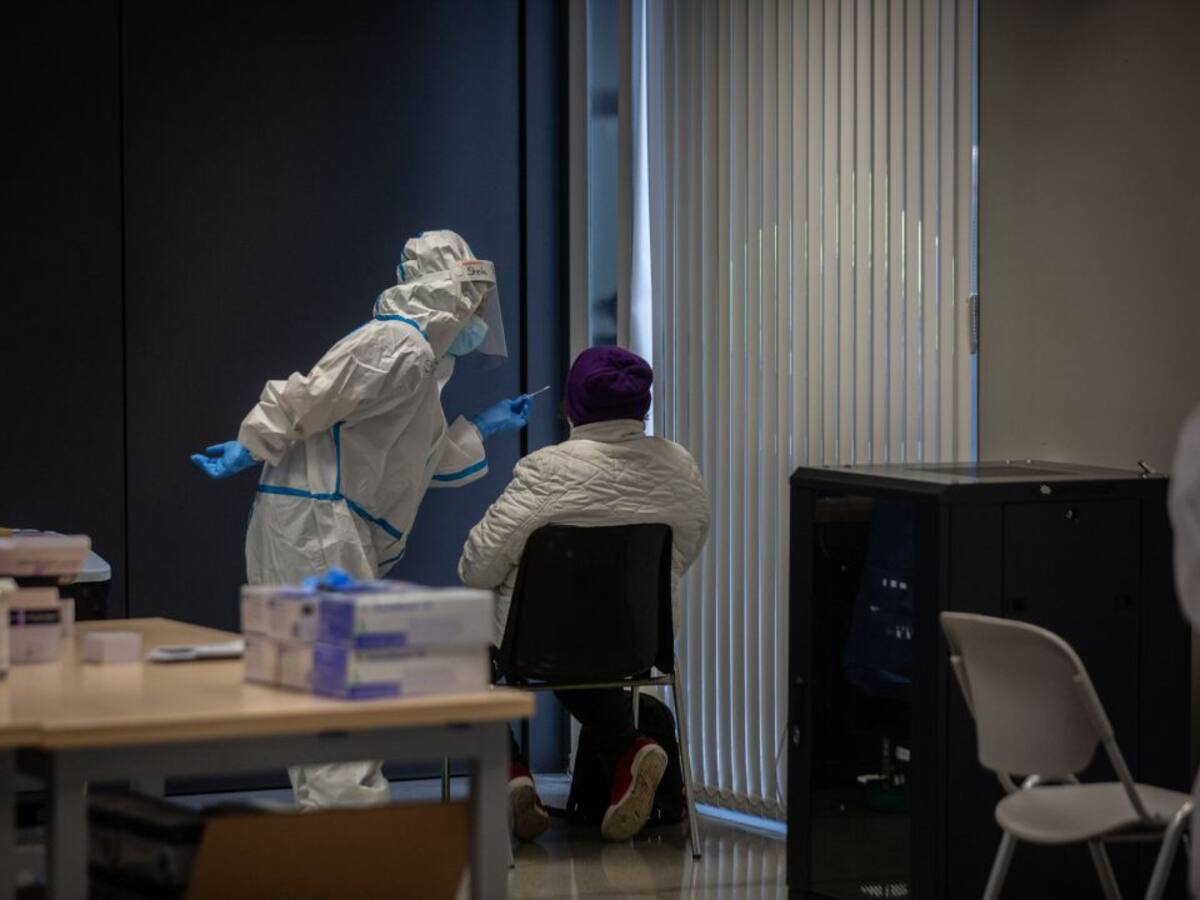 Sevilla duplica los contagios en solo 24 horas con 269 casos