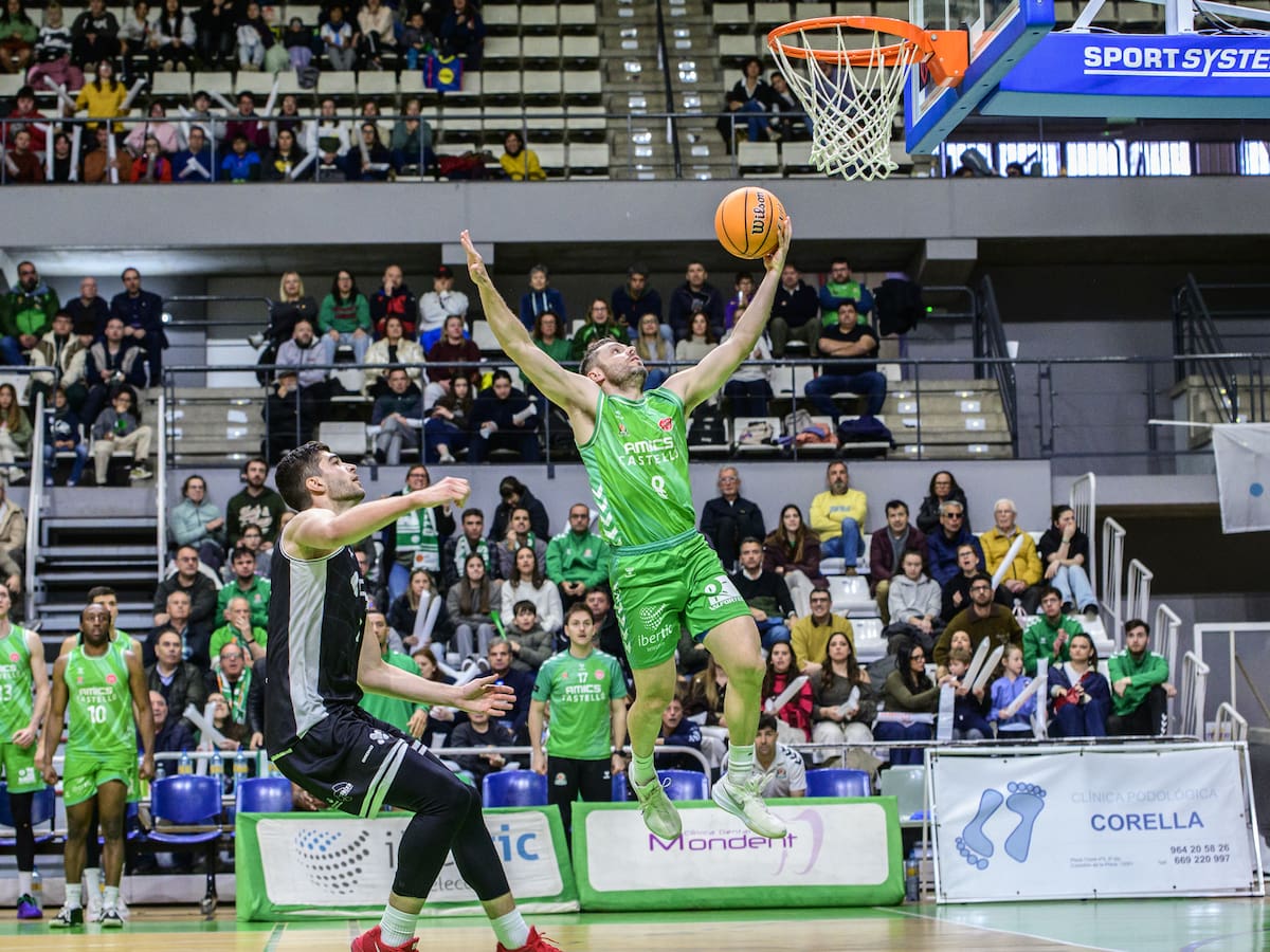 El Amics Castelló ya es líder en solitario tras una victoria épica ante el Class Sant Antoni