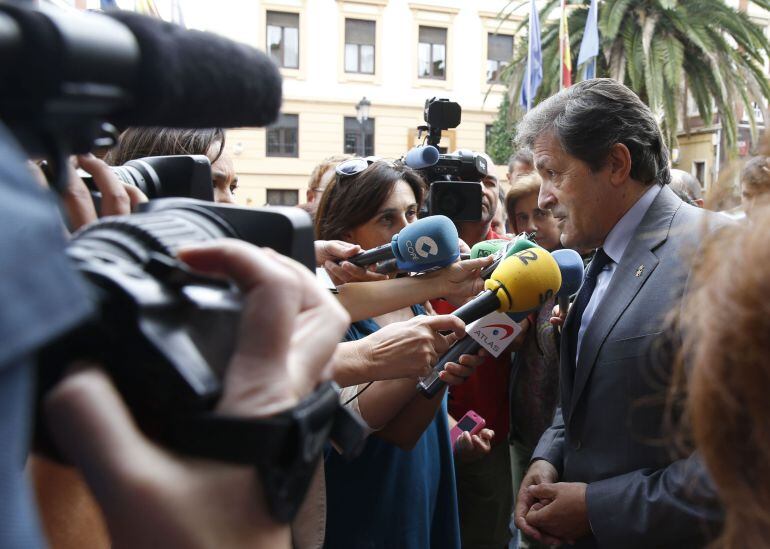 Expectación mediática en torno a Javier Fernández