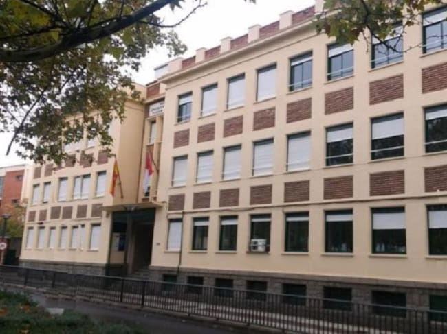 Fachada del IFP Virgen de Gracia de Puertollano